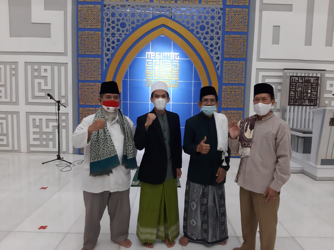 Suebi, Mahasiswa STIE STEKOM Ikut Terjun Langsung Menjadi Imam Masjid Sebagai Bentuk Pengabdian Kepada Masyarakat