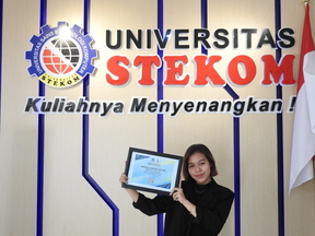 Riezka Safina Putri : Meraih Kejuaraan Juara III Lomba Vlog “Cegah dan Lawan Sexting Pada Anak”