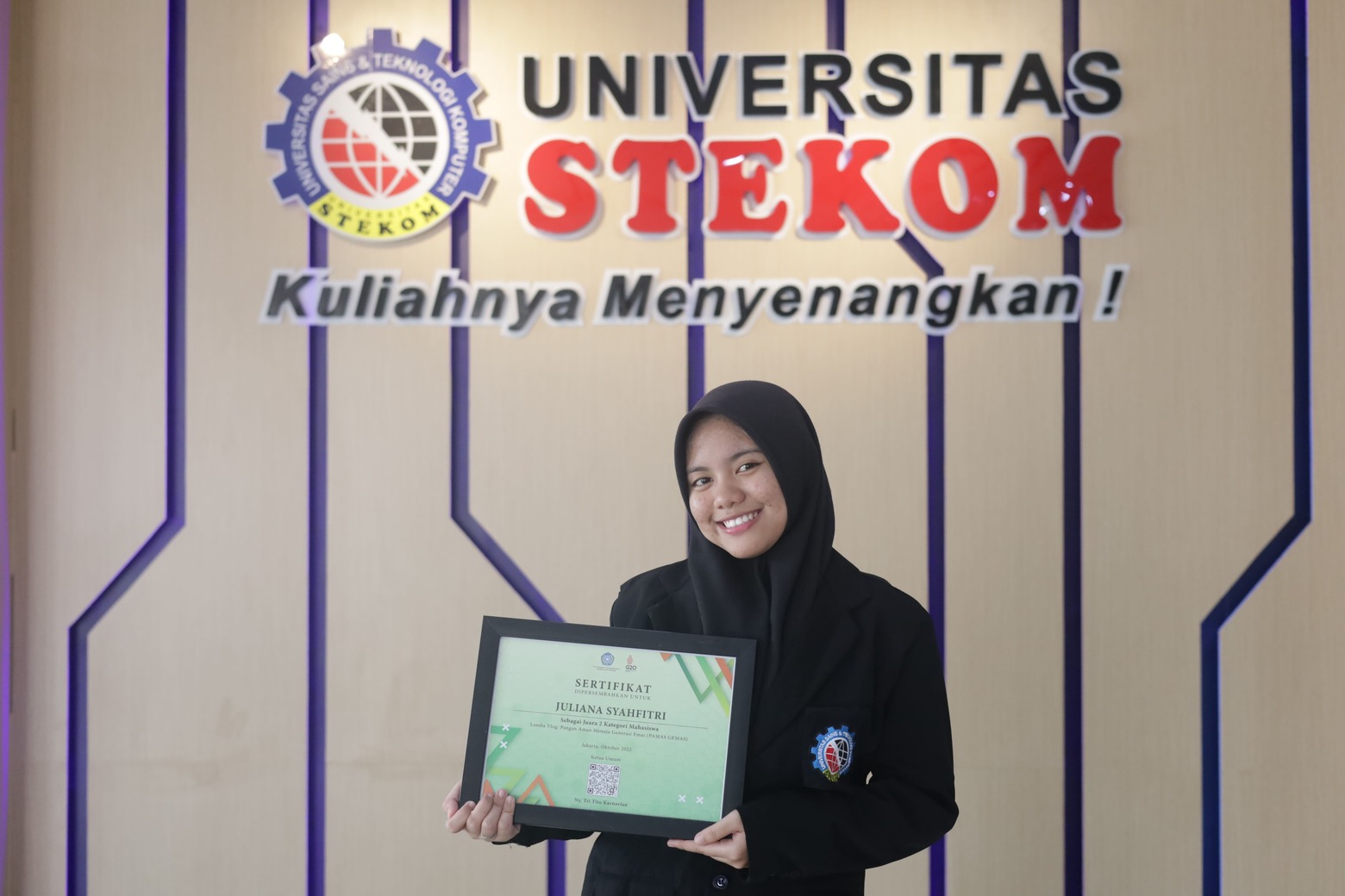 Juliana Syahfitri : Juara 2 Lomba Vlog Pangan Aman Menuju Generasi Emas 2022 - Dirjen PPPK Kemendagri