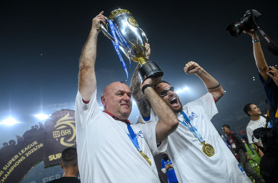 Bojan Hodak Tinggalkan Persib Bandung Setelah Torehkan Sejarah Tiga Gelar Beruntun