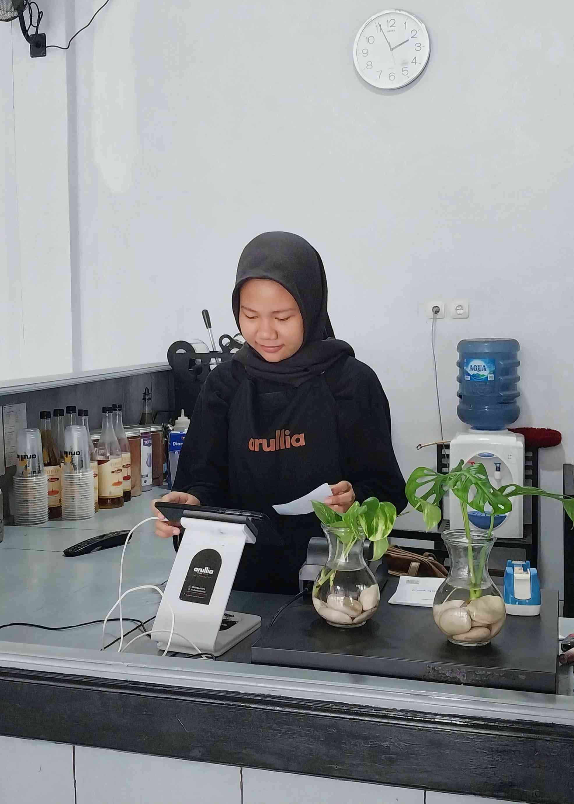 Kisah Inspiratif Bayar Biaya Kuliah? Harus Sambil Kerja?