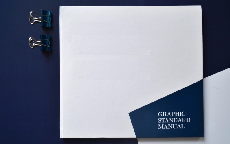 PENTINGKAH GRAPHIC STANDARD MANUAL ?