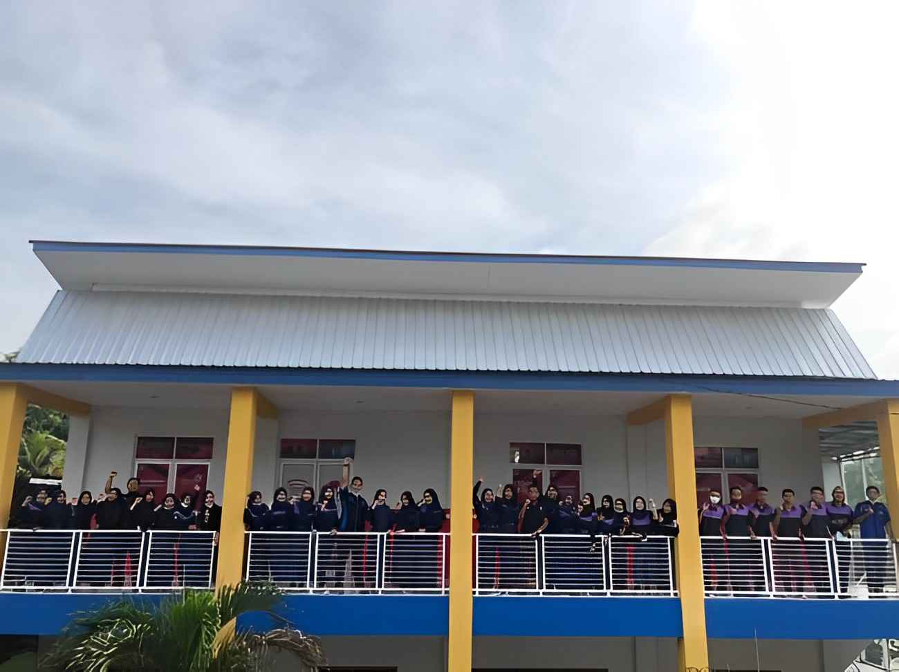 Dalam Rangka Menyiapkan lulusan siap kerja, TopLoker.com Mengunjungi dan Menawarkan Kerja Sama ke SMK Muhammadiyah Susukan