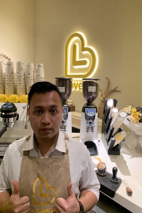 Barista Ganteng Sultan - Sultan di Riyadh Saudi Arabia 