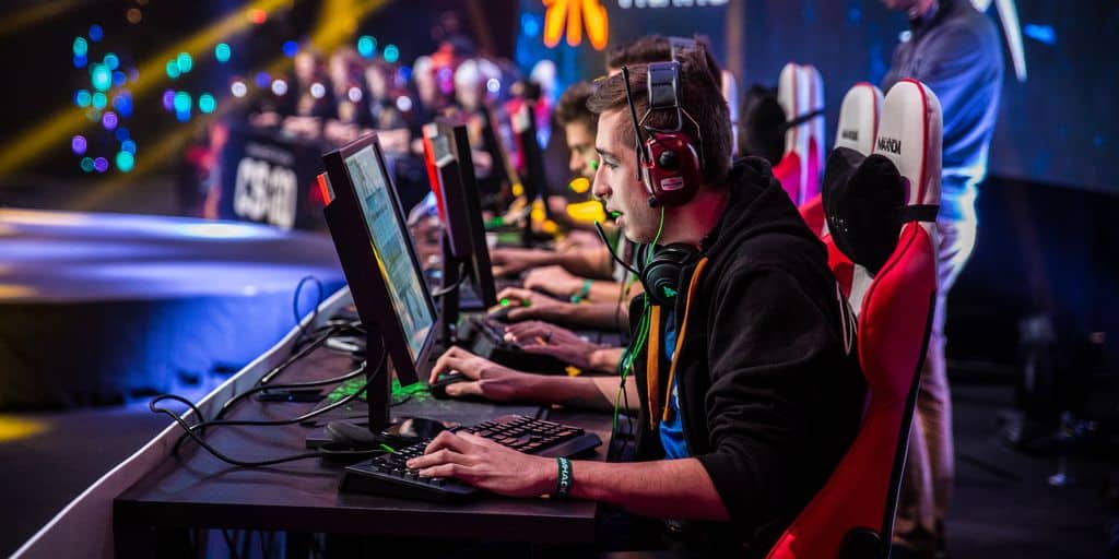 10 Langkah untuk Menjadi Gamer Profesional