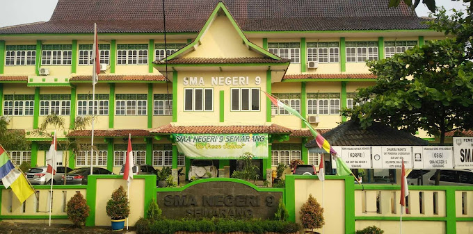 TopLoker.com Memperluas Jejak Pendidikan Karier dengan Kunjungan ke SMA Negeri 9 Semarang