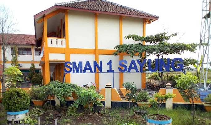 TopLoker.com Membimbing Masa Depan Karier di SMAN 1 Sayung Demak