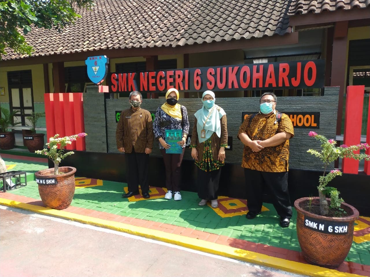 TopLoker.com Kunjungi SMK Negeri 6 Sukoharjo Guna memberikan Dukungan Dalam Mencari Karir !!!