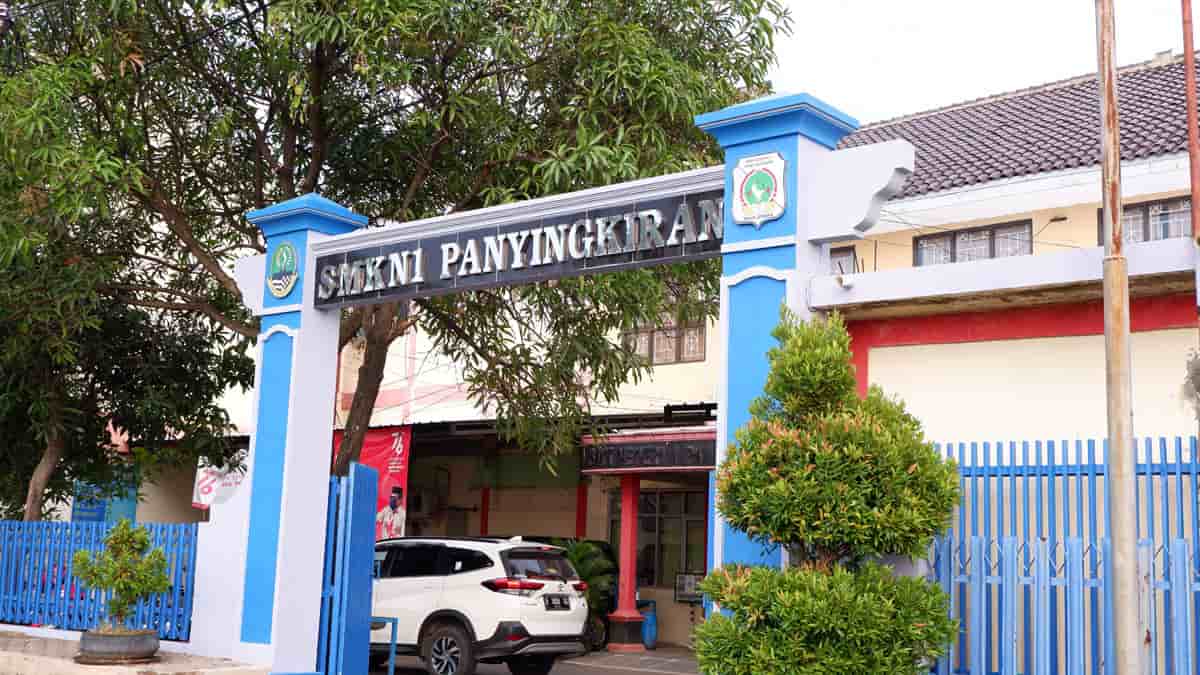 TopLoker.com Membantu Siswa-siswi SMAN 1 Panyingkiran Majalengka Menemukan Peluang Karier Terbaik