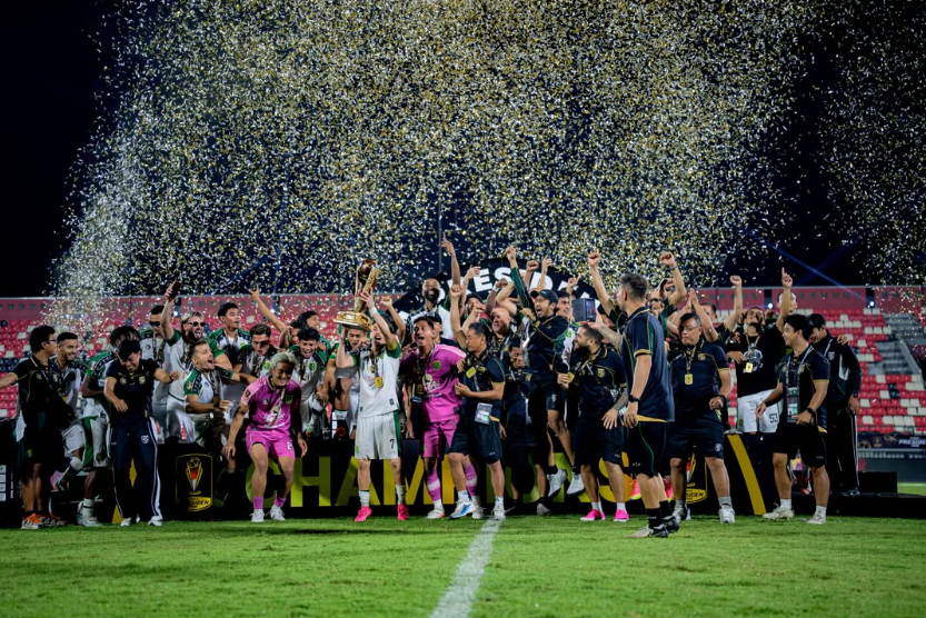 Persebaya Juara Piala Presiden 2026 Usai Kalahkan Persib Lewat Drama Adu Penalti