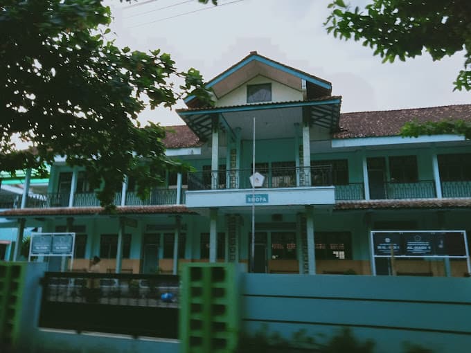 TopLoker.com dan MAS Al Hadi Girikusuma Demak Jalin Kerja sama untuk Meningkatkan Peluang Kerja