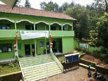 TopLoker.com Kunjungi SMK IT Miftahul Ulum Ungaran Guna Memberikan Pandangan Dunia Kerja !!!