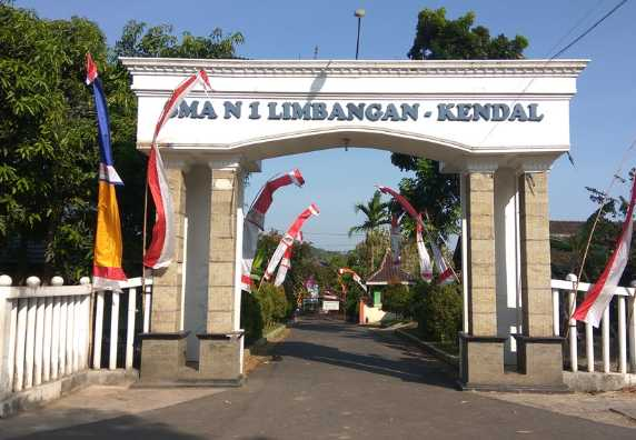TopLoker.com Kunjungi SMA Negeri 1 Limbangan Guna Memberikan Pandangan Dunia Kerja Yang Profesional