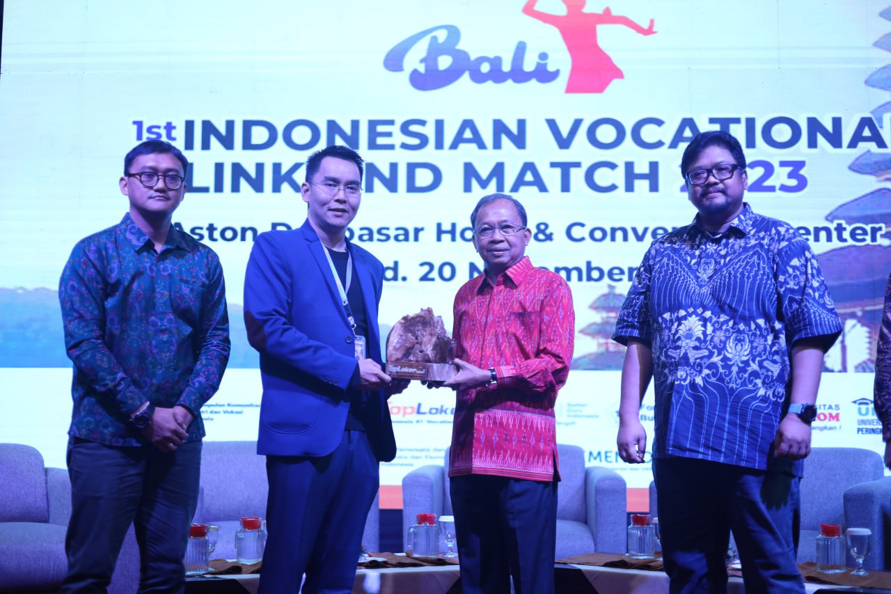 Diapresiasi Peserta Indonesia Vocational Link And Match 2023 : Koster Ajak SMK Sebagai Pelaku IKM/UMKM