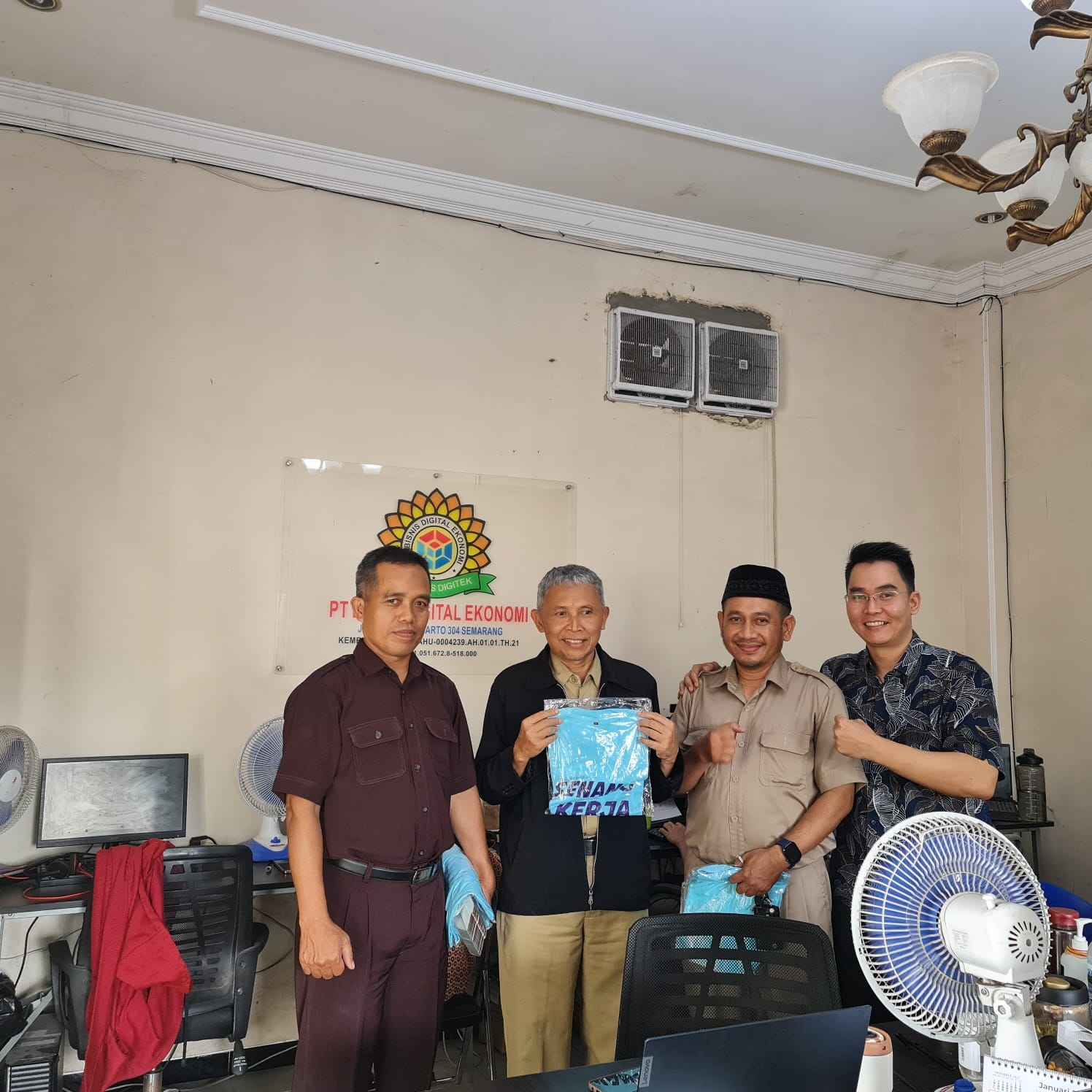 TopLoker.com dan Universitas STEKOM Bersama PT Bisnis Digital Ekonomi Bahas Strategi PPDB dan Penguatan Kebekerjaan Lulusan SMK Sudirman