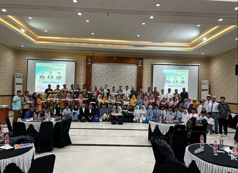 Langkah Menuju Sukses Karier: Workshop Unggulan TopLoker.com di Purwodadi bersama Joseph Teguh Santoso dan Wikan Sakarinto