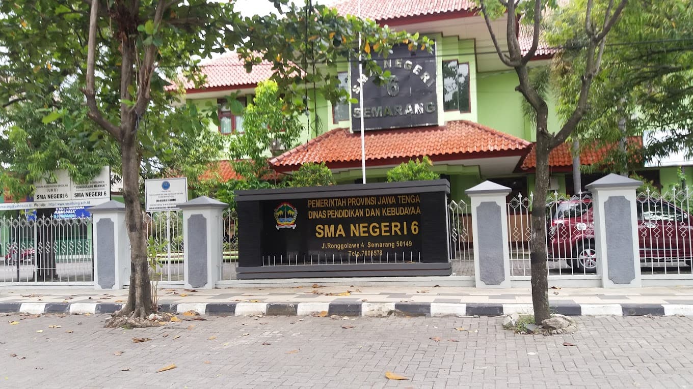 SMAN 6 Semarang Bergelora dengan Edu Expo: Membuka Pintu Petualangan Pendidikan bagi Siswa-siswi Berbakat