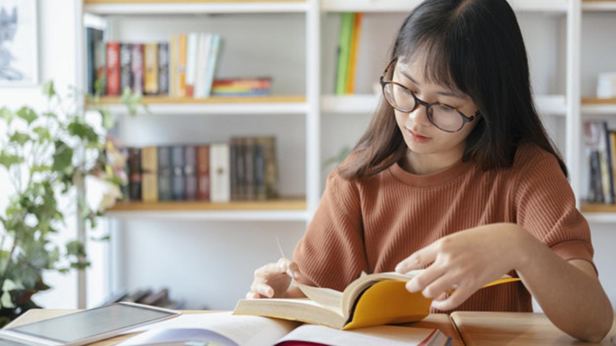 Tips Meningkatkan Minat Membaca Mahasiswa