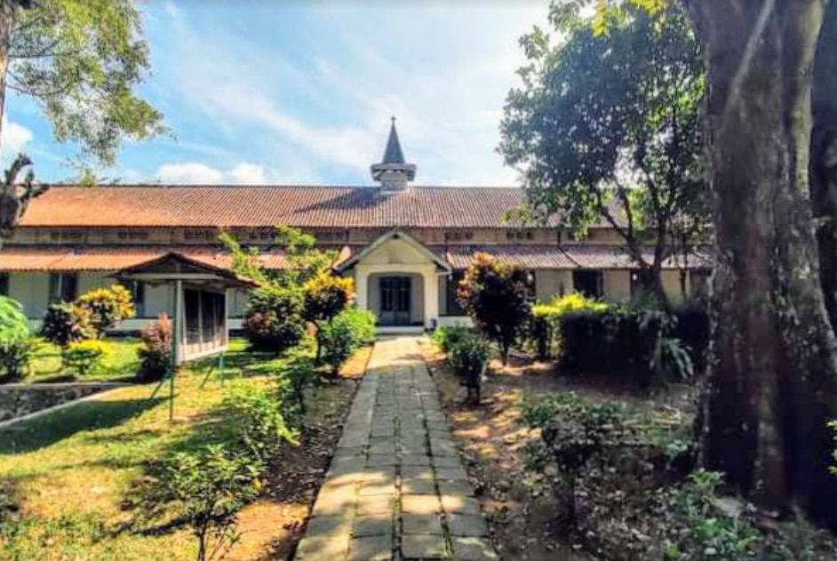 Edu Shopping TopLoker.com: Menghadirkan Era Baru Belajar di SMKN 2 Semarang