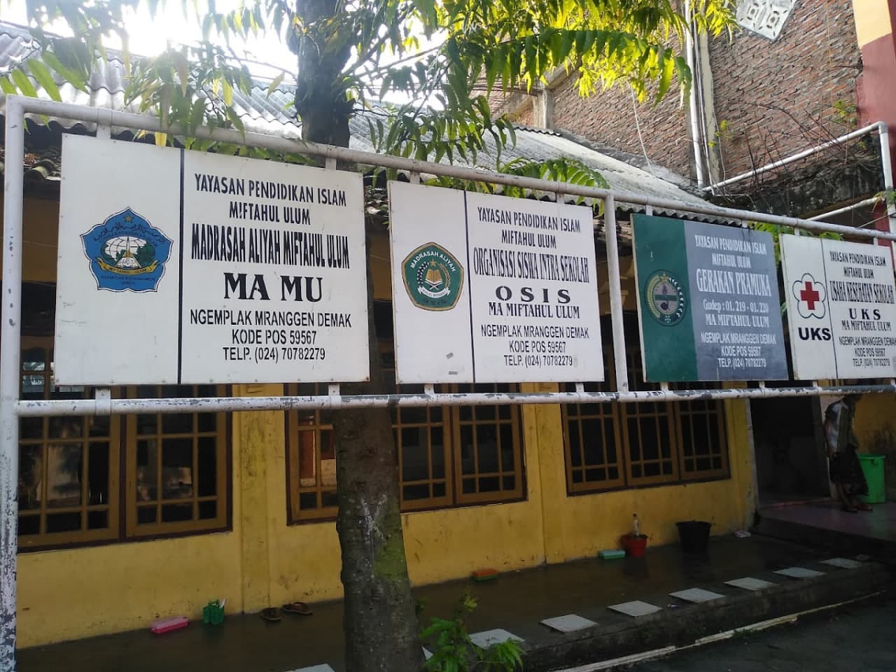 Toploker.com Menginspirasi Masa Depan: Xbanner Merambah ke MA Miftahul Ulum Mranggen
