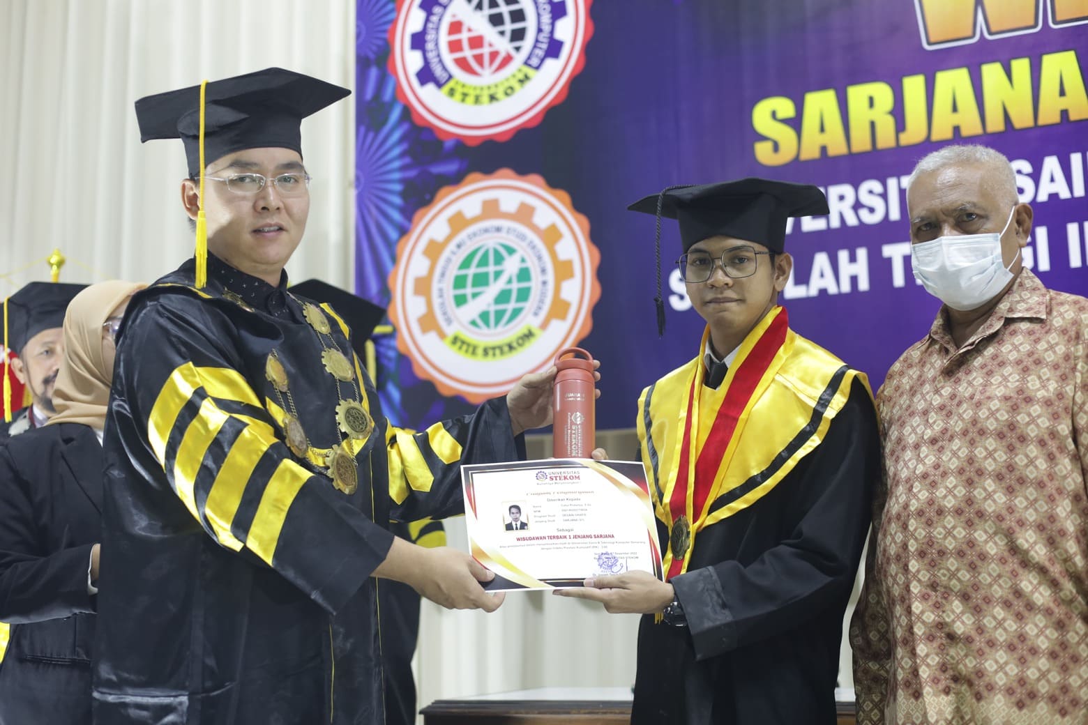 Mengenal 3 Jenis Cumlaude dan Cara Meraihnya, Mahasiswa Wajib Tahu