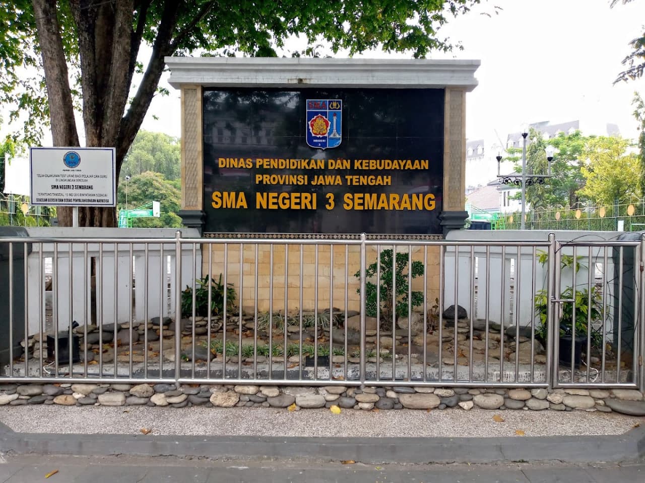 Hari Kedua Sosialisasi: TopLoker.com dan PMB Universitas STEKOM Menginspirasi Siswa SMAN 3 Semarang