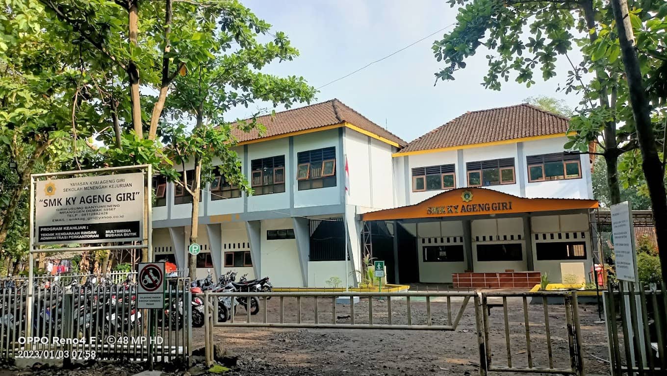 Siswa Kelas XII SMK Ky Ageng Giri Siap Memanfaatkan Akses ke Top Loker untuk Meningkatkan Karier