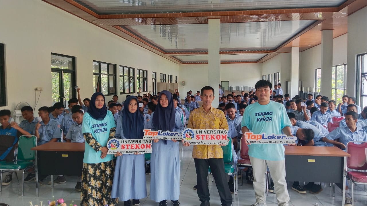 Sosialisasi PMB dan TopLoker.com: Langkah Inovatif SMKN 1 Kaliwungu Membuka Peluang Karier bagi Siswa