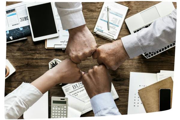 Bagaimana Etos Kerja yang Positif Memengaruhi Kerjasama Tim?