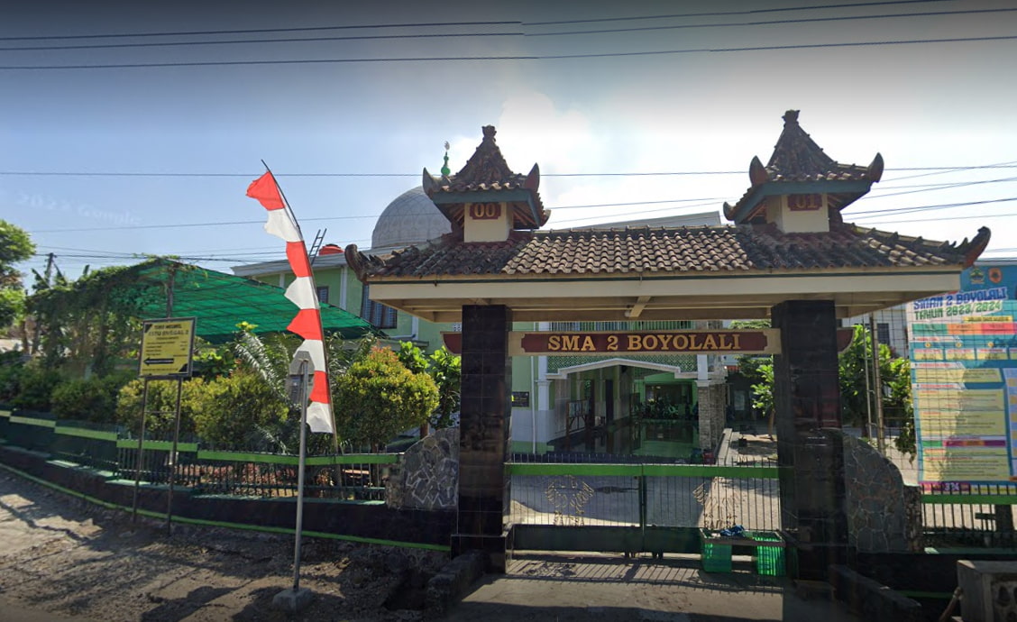 Semarakkan Masa Depan! Universitas STEKOM dan TopLoker.com Hadir di SMAN 2 Boyolali