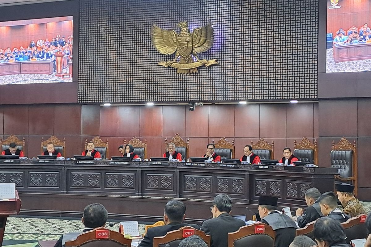 Putusan MK soal Ijazah Gibran, Tak Temukan Bukti Kelulusan Setara SMA tetapi Tak Bisa Diskualifikasi