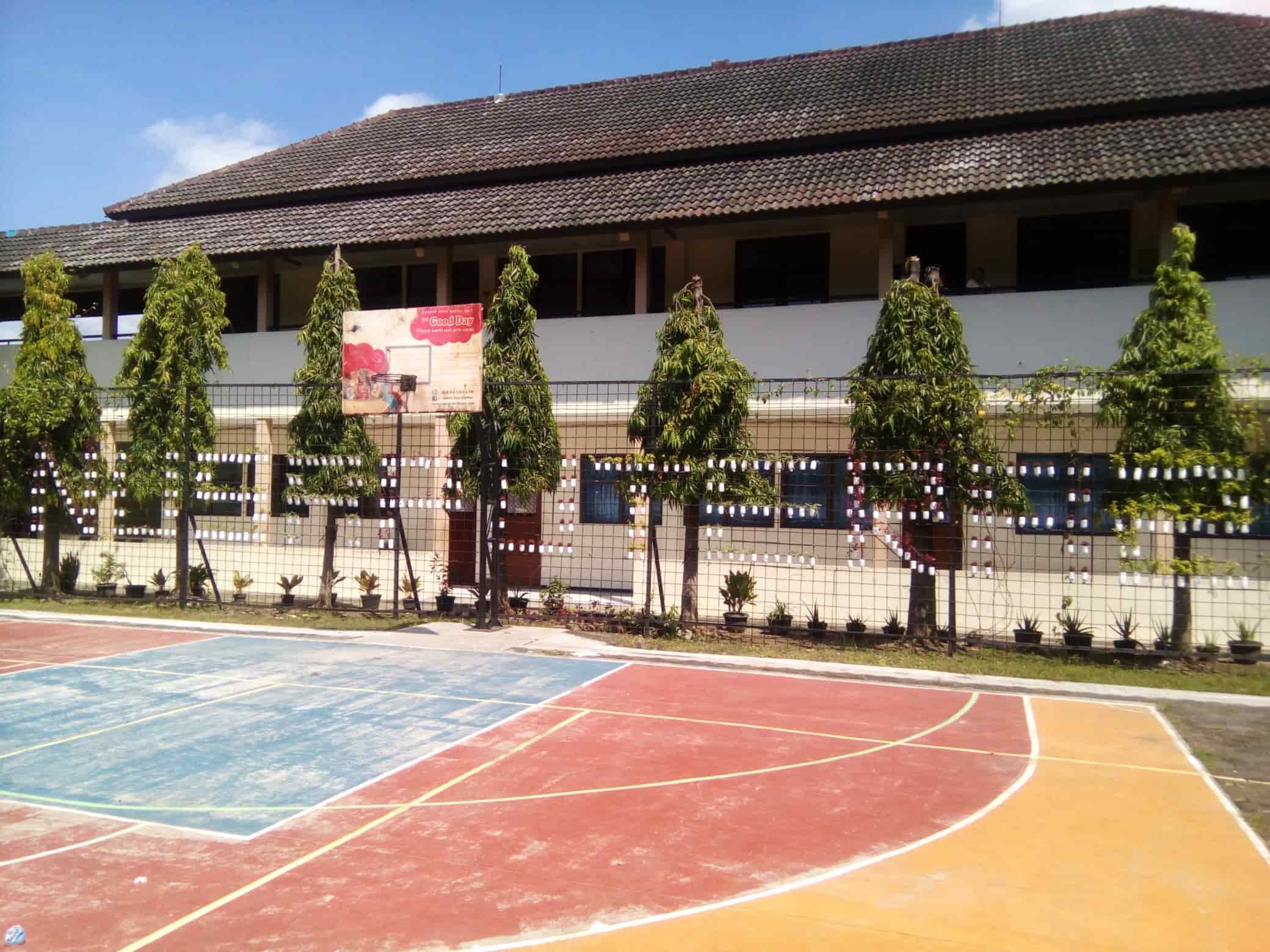 Toploker.com dan SMK Nusaputera 2 Semarang Perkuat Sinergi Melalui Kunjungan Persahabatan dan Penawaran Kolaborasi Konten