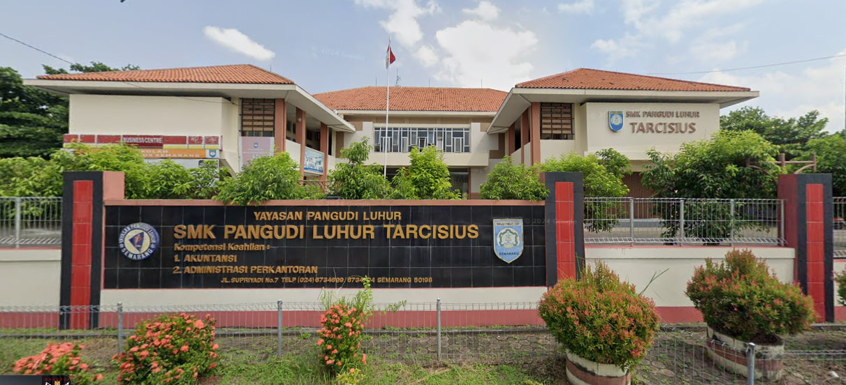 Kunjungan Persahabatan dan Penawaran Kolaborasi Konten: SMK PL TARCISIUS 1 Semarang Gandeng Toploker.com