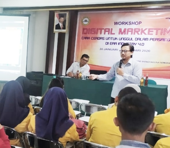 Seminar Digital Marketing Mengoptimalkan Pemasaran Dan Penjualan Dengan Media Digital