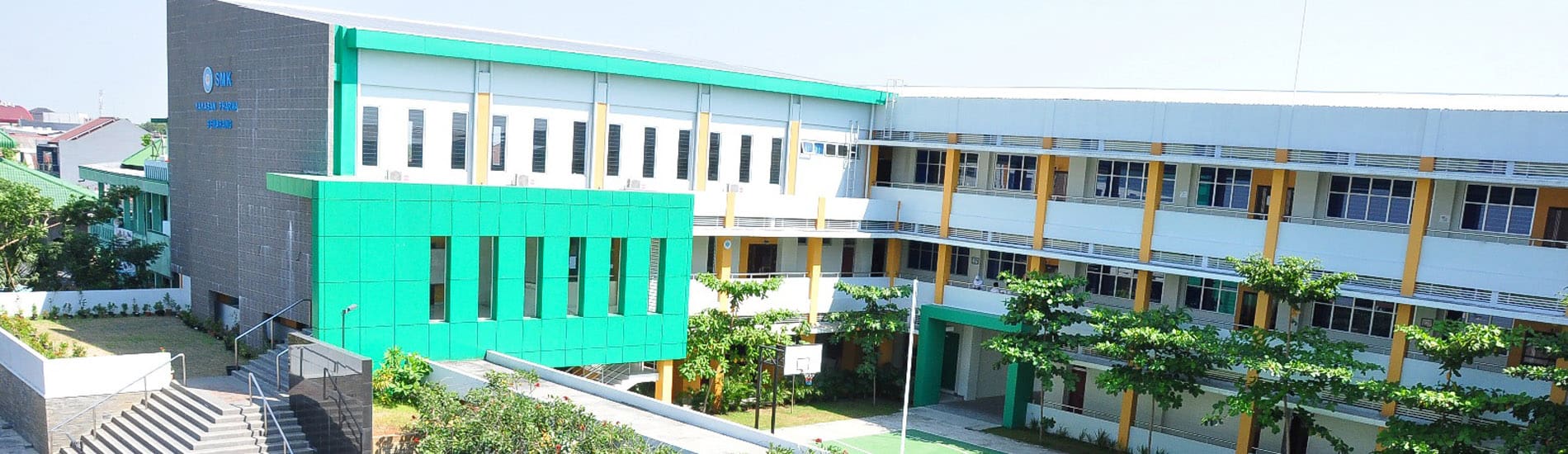 TopLoker.com dan SMK Yayasan Pharmasi Semarang: Sinergi Kreatif Menuju Pendidikan Digital yang Gemilang