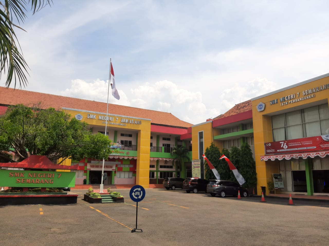 TopLoker.Com Lakukan Kunjungan Persahabatan dan Ajukan Kolaborasi Konten dengan SMKN 7 Semarang