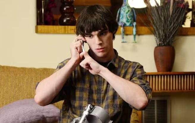 RJ Mitte Meninggal Dunia pada Usia 34 Tahun, Bintang Breaking Bad Berpulang