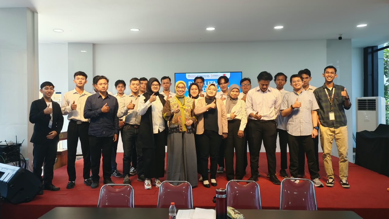 Universitas STEKOM Hadirkan PT MOD Indo Garment Semarang dalam Rekrutmen Batch 032, Perluas Akses Karier bagi Pencari Kerja