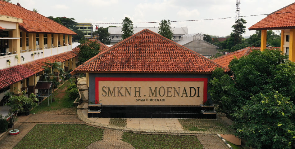 Kunjungan Persahabatan dan Penawaran Kolaborasi Konten: SMKN H. Moenadi Ungaran Sambut Toploker.com