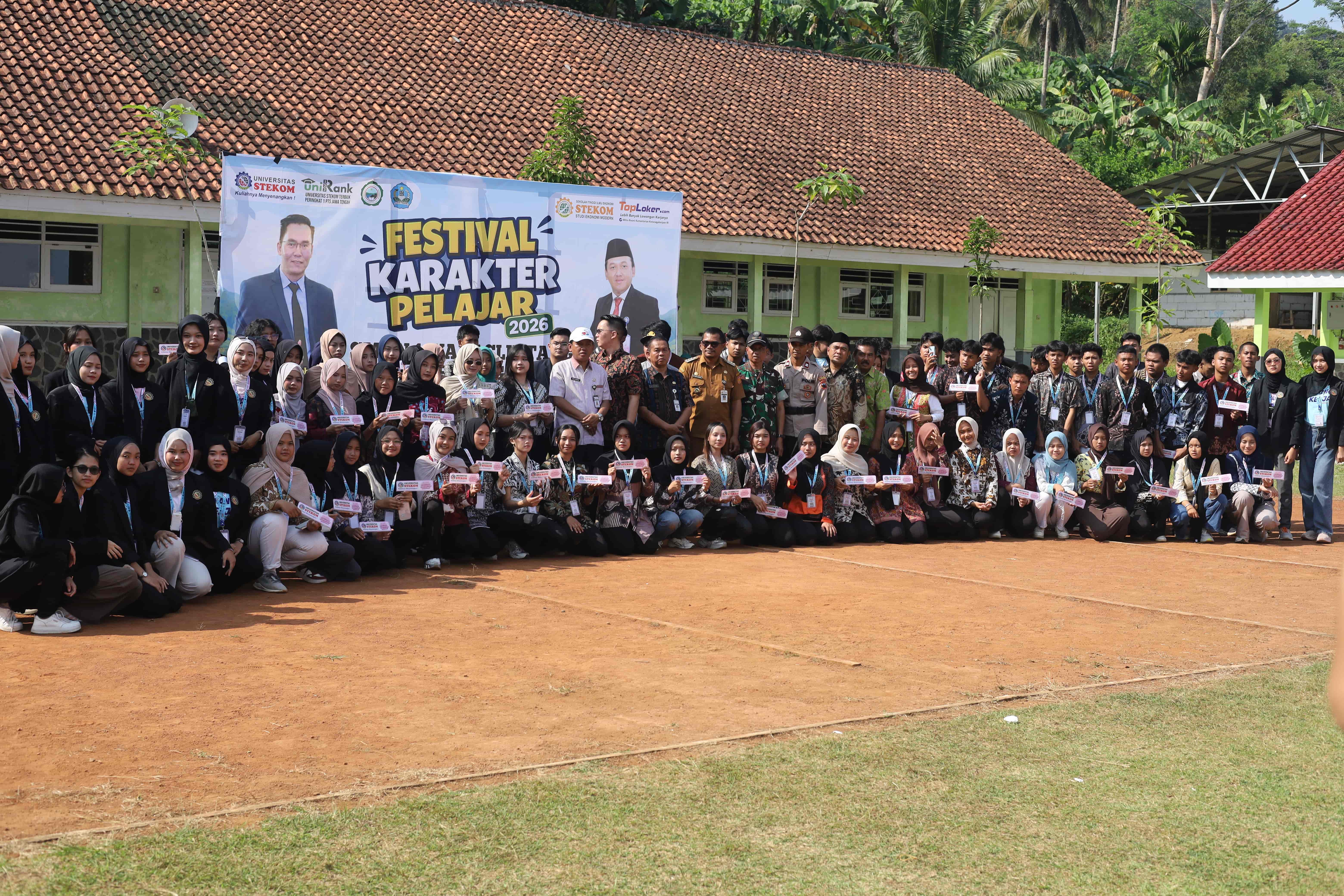 Syafa Anindya Putri Cantika, Siswi MAN 1 Semarang, Terpilih Mengikuti Festival Karakter Pelajar Universitas STEKOM 2026