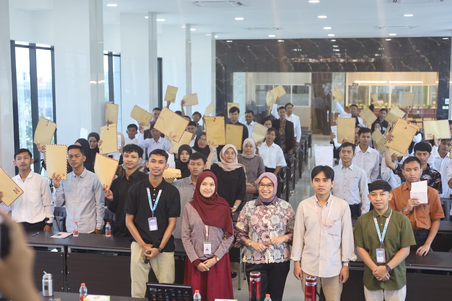 Universitas STEKOM Kembali Gelar Rekrutmen Batch 017 Bersama PT Hop Lun Indonesia, Perluas Peluang Karier bagi Mahasiswa dan Alumni
