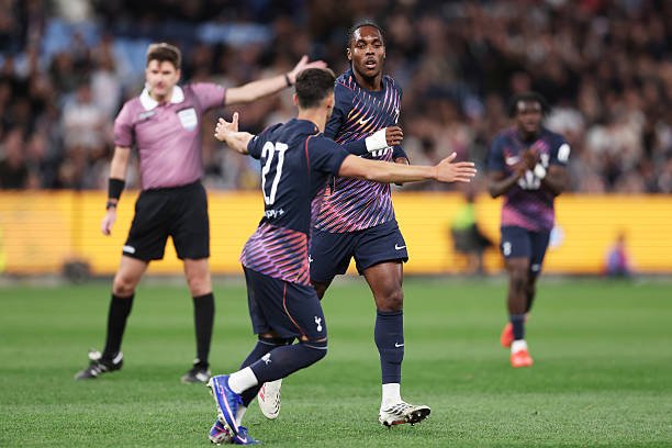 Mathys Tel Tampil Gemilang saat Tottenham Kalahkan Sydney FC lewat Adu Penalti