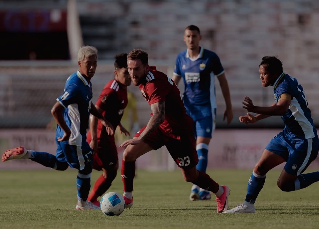 Persib Bungkam Persija 2-1 dan Melaju ke Final Piala Presiden 2026