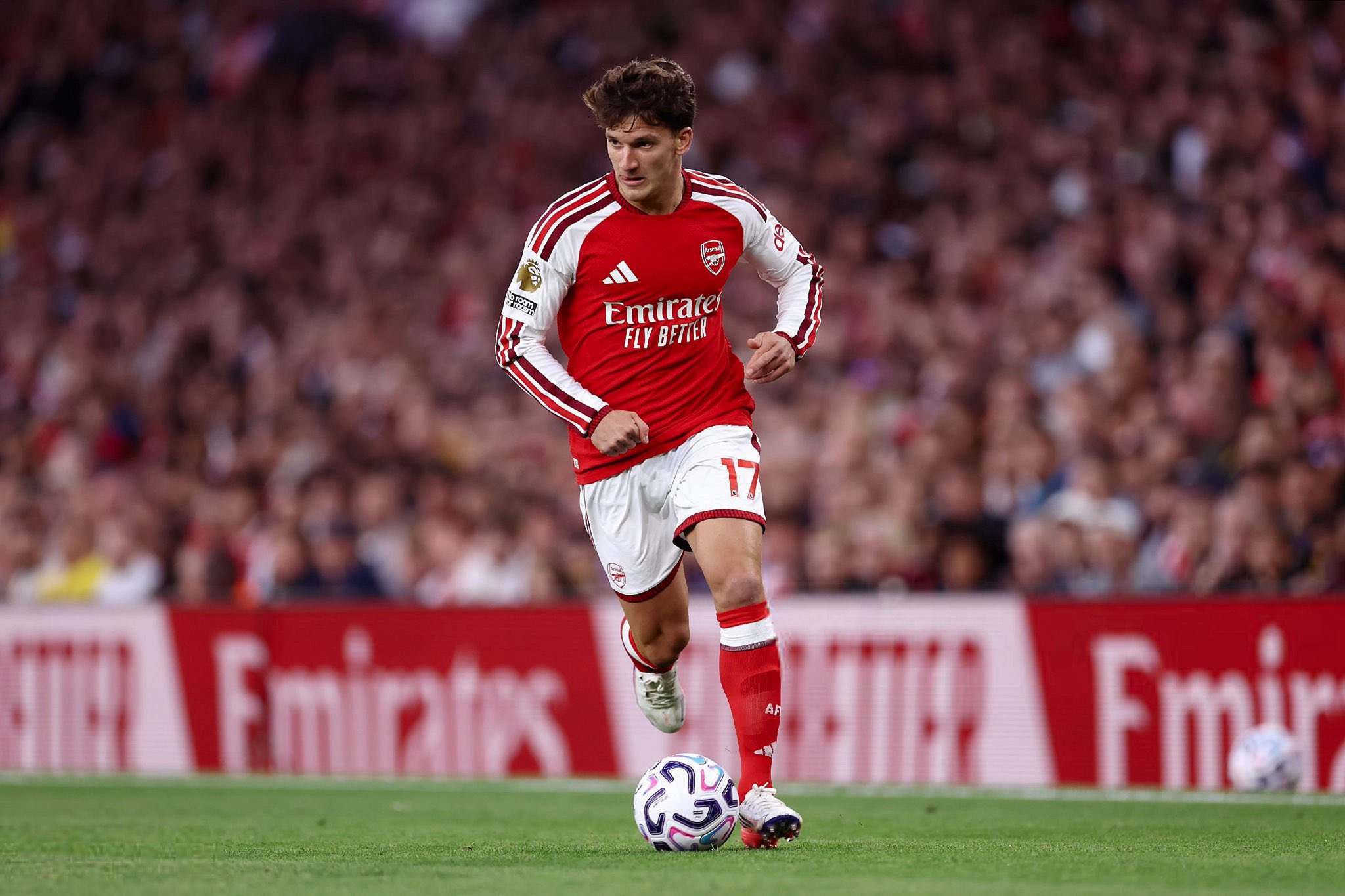 Arsenal Gilas Coventry City 3-0, The Gunners Awali Upaya Mempertahankan Gelar dengan Gemilang