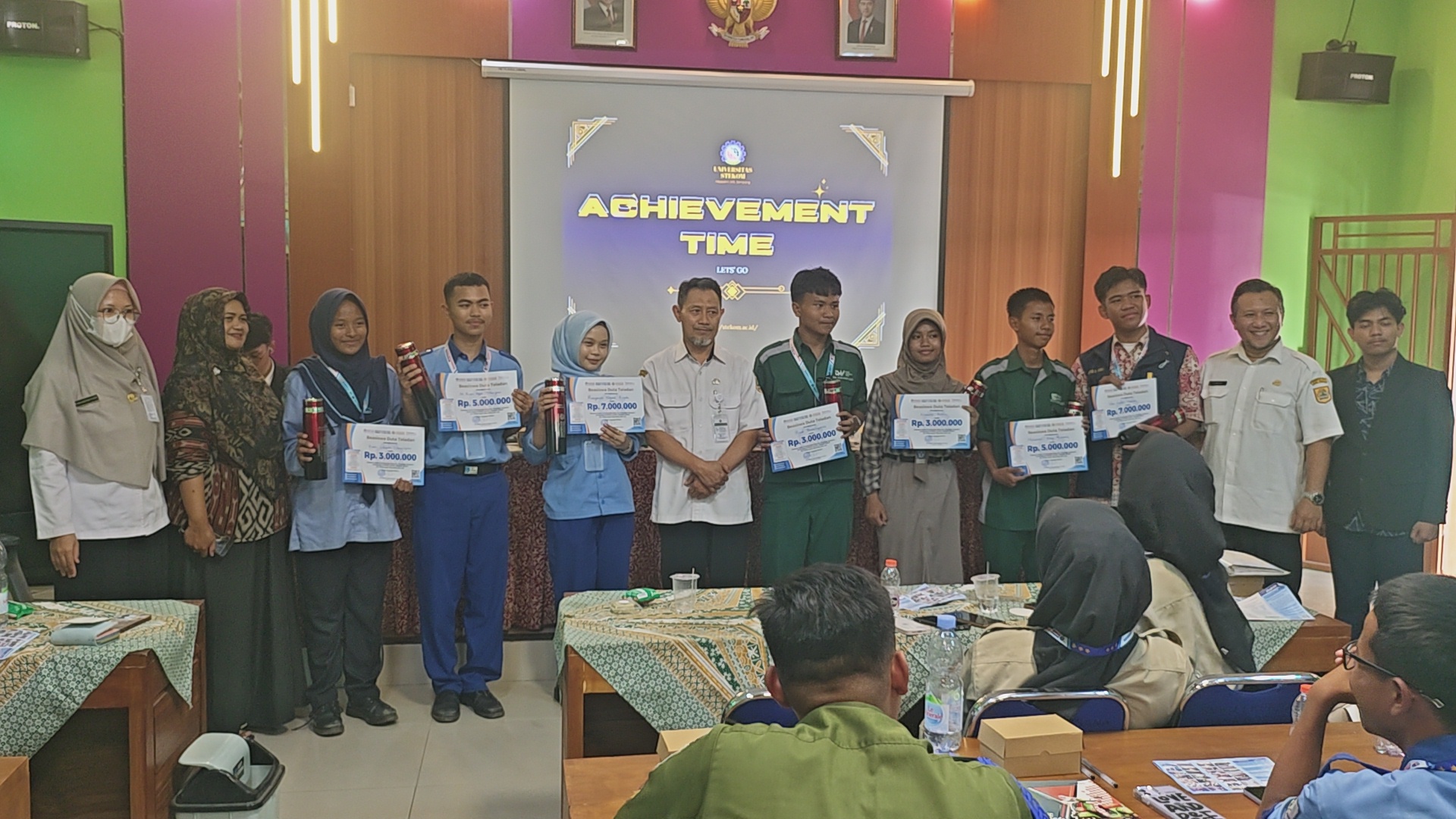 Pelatihan Content Creator dari Universitas STEKOM untuk Siswa/i SMA/SMK/MA di Kabupaten Brebes
