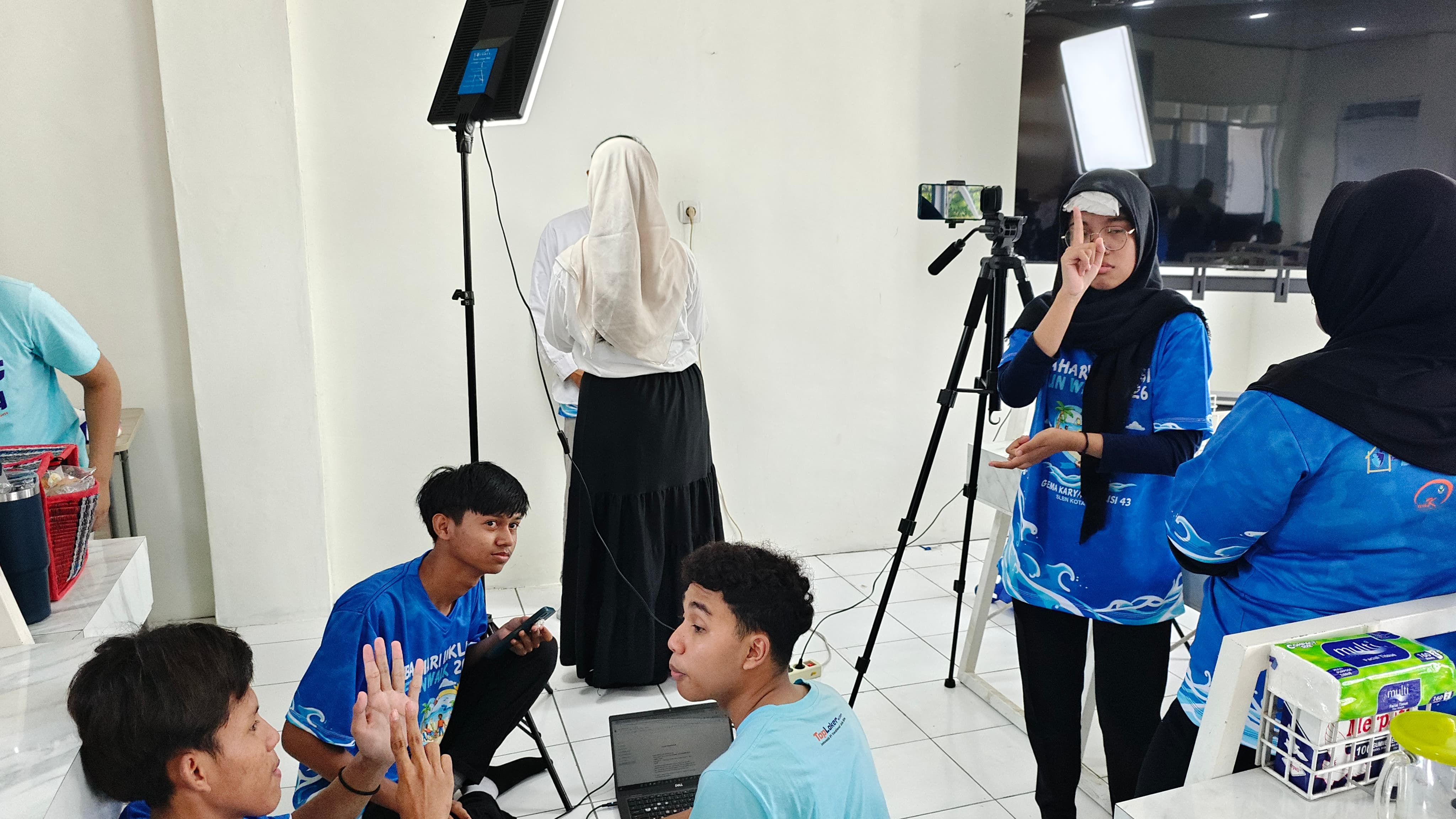 Pembuatan Video CV dan Pemilihan Duta Kebekerjaan, Universitas Sains dan Teknologi Komputer Dorong Kepercayaan Diri Siswa SLB Negeri Tegal