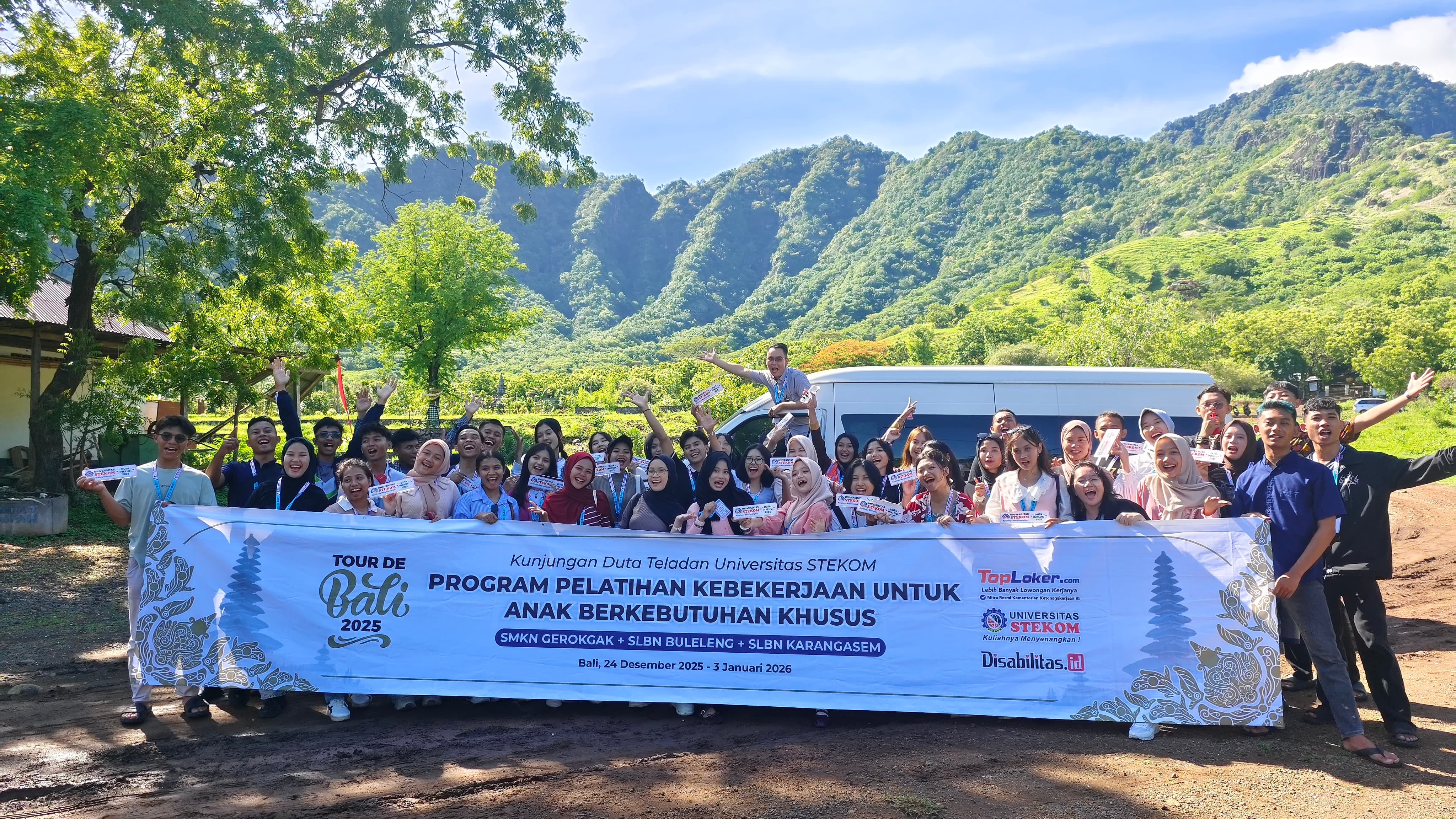 Universitas STEKOM Bersama Duta Inklusi Gelar Program Pelatihan Kebekerjaan bagi Anak Disabilitas di Bali