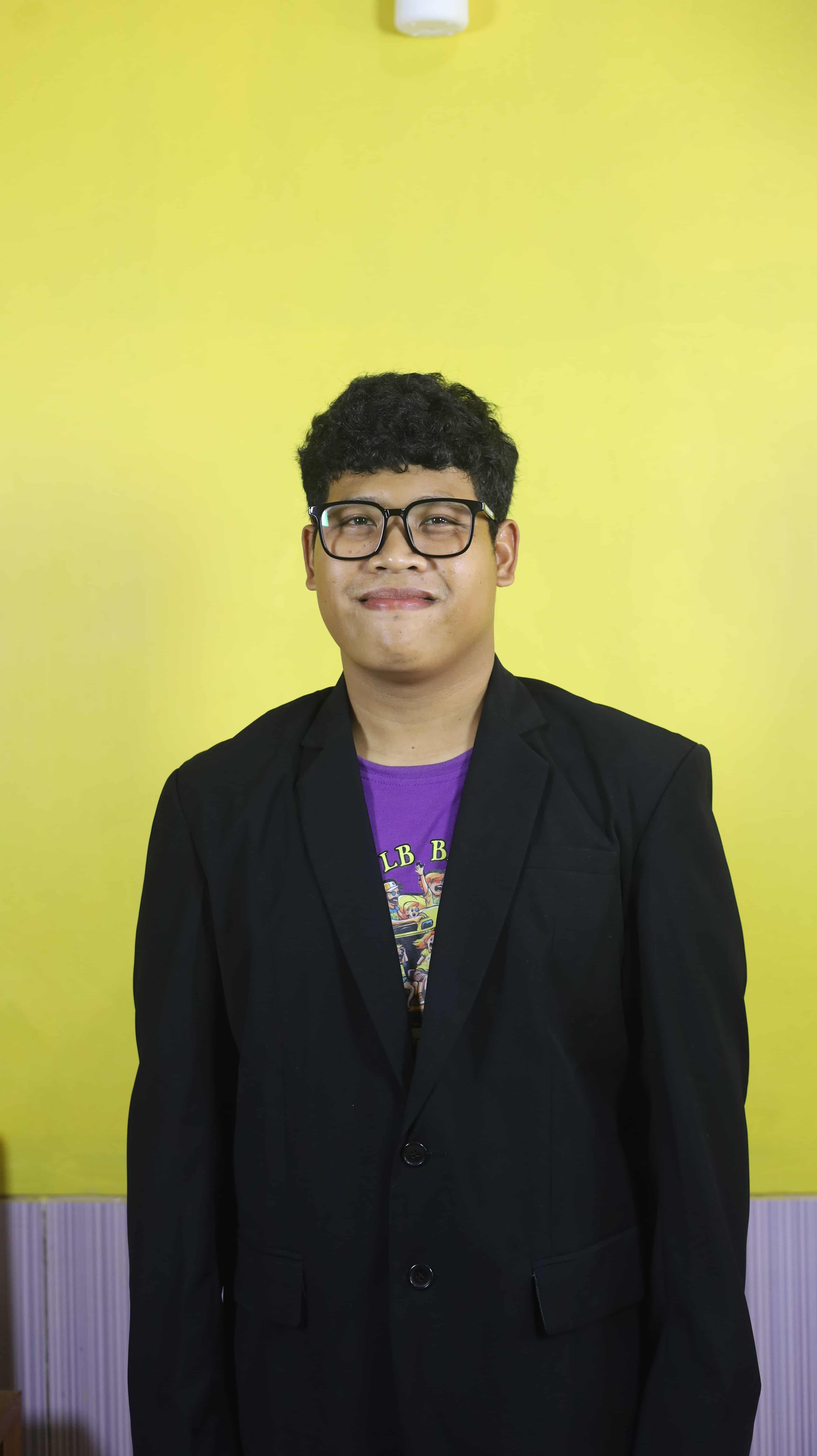 Universitas Stekom Bantu Tiga Siswa SLB Negeri Batang Membuat Video CV sebagai Persiapan Siap Kerja