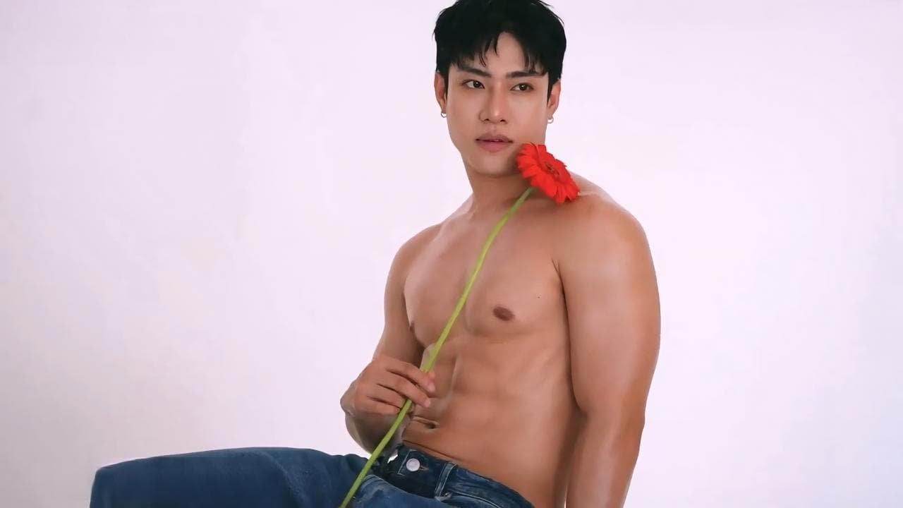  radiantMEN x Sathaporn - MAN and FLOWER The beauty of contrast
