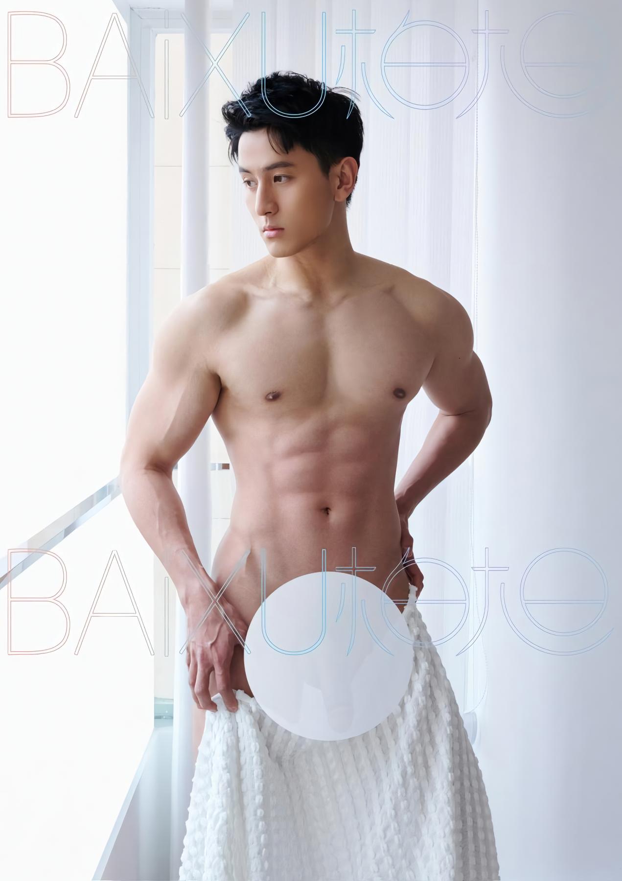 Adult Handsome Chinese men pose for sexy photos